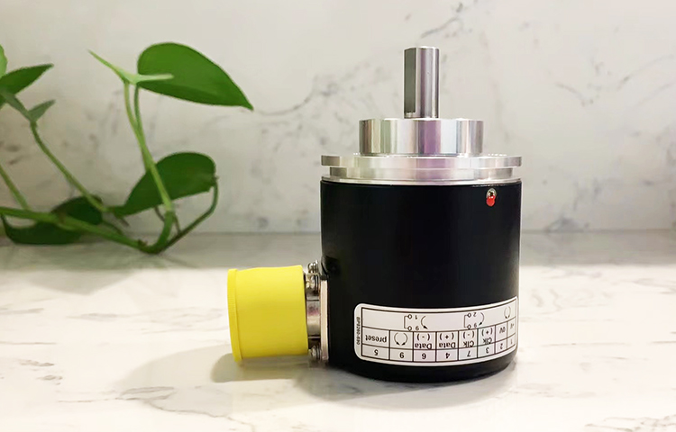 绝对值编码器